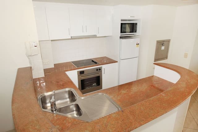 2 Bedroom Beachfront (QB/DB)