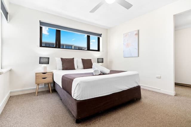 2 Bedroom Apartment, Full Ocean Views