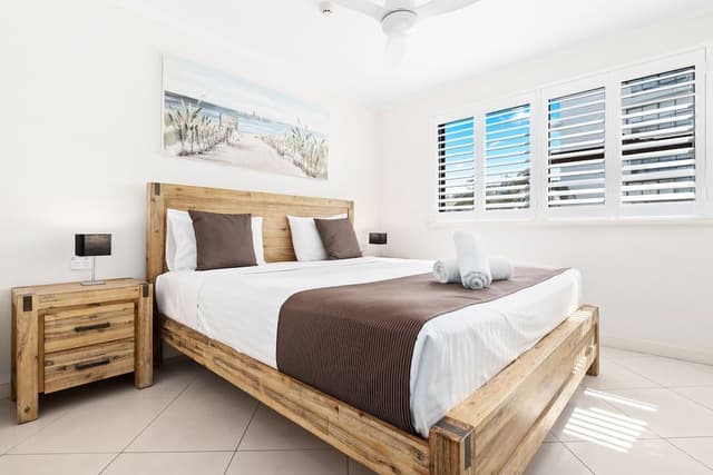 2 Bedroom Apartment, Filtered Ocean View