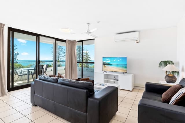2 Bedroom Apartment, Full Ocean Views