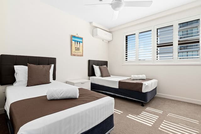 2 Bedroom Apartment, Full Ocean Views