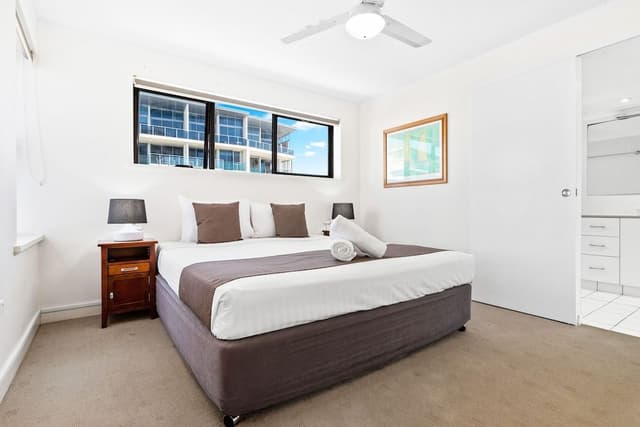 2 Bedroom Apartment, Full Ocean Views