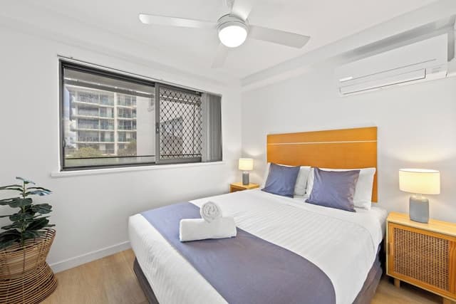 2 Bedroom Apartment, Filtered Ocean View