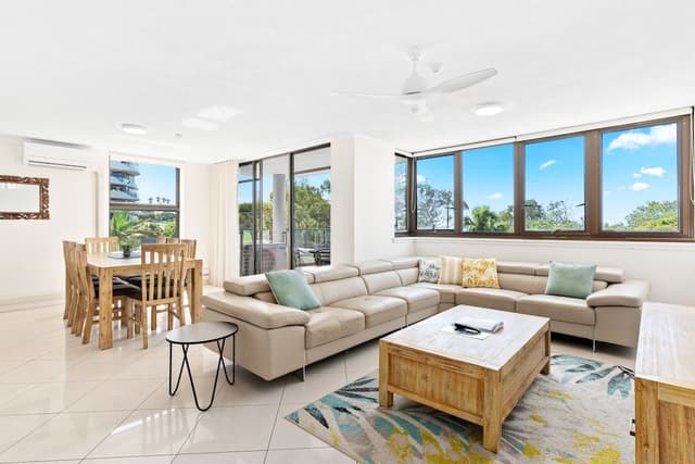 2 Bedroom Apartment, Filtered Ocean View