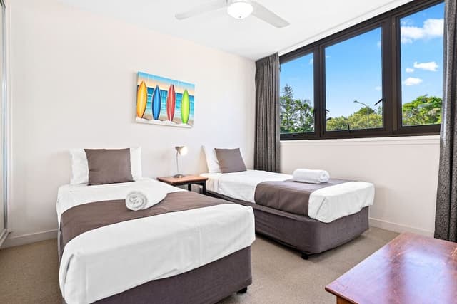 2 Bedroom Apartment, Filtered Ocean View