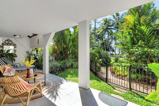 One Bedroom Ocean View Apartment