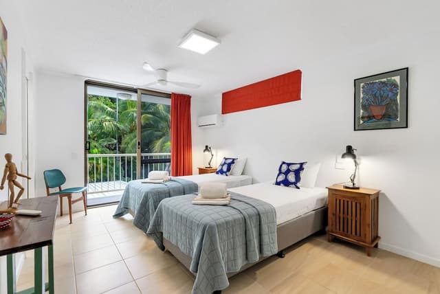 Two Bedroom Ocean View Apartment