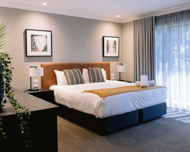 Executive Room