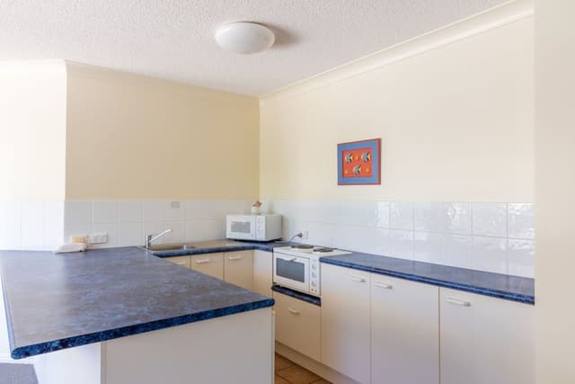 Large One Bedroom Apartment - Partial Views