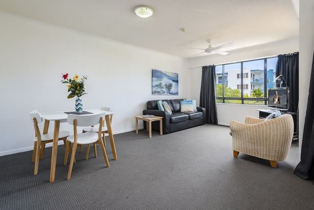 Large One Bedroom Apartment - Partial Views