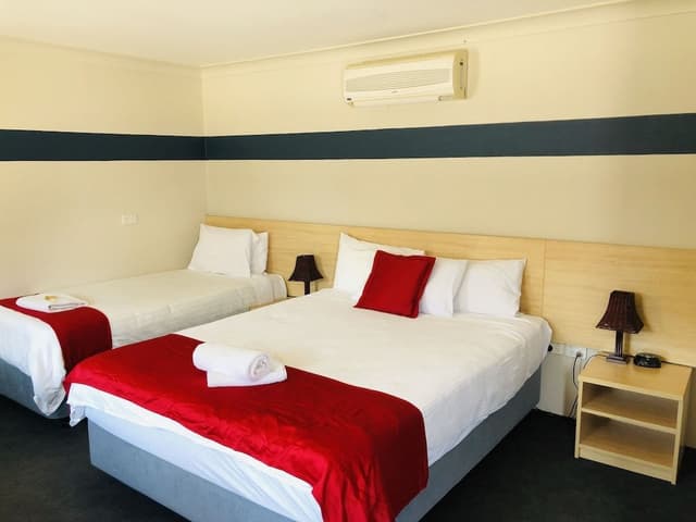 Basic Triple Room, 1 Bedroom