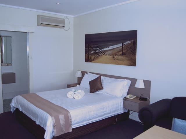 Queen Room