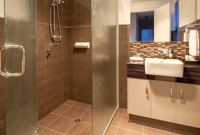 Luxury Villa, 3 Bedrooms, 2 Bathrooms, Courtyard Area
