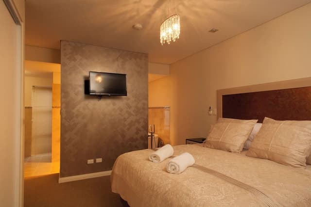 Luxury Villa, 2 Bedrooms, 2 Bathrooms, Courtyard Area