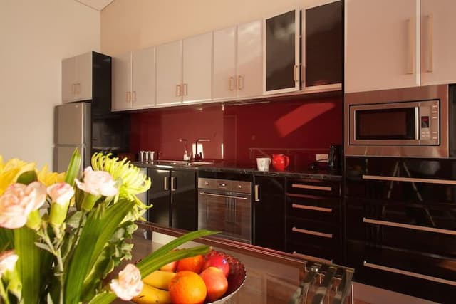 Luxury Villa, 3 Bedrooms, 2 Bathrooms, Courtyard Area
