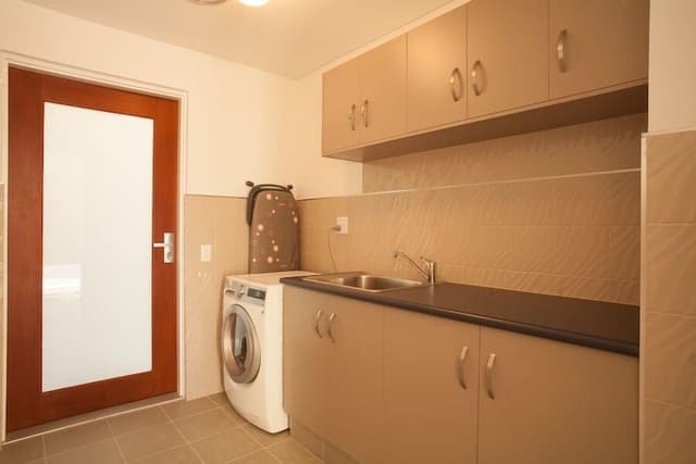 Luxury Villa, 3 Bedrooms, Accessible