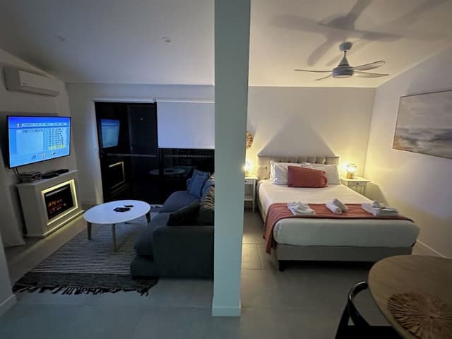 Comfort Studio, 1 Queen Bed