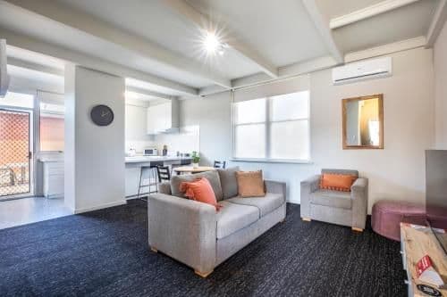 One Bedroom Apartment