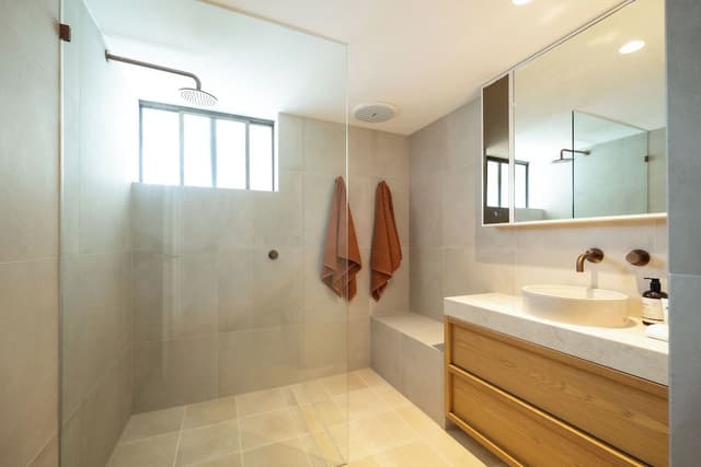 Premium Three-Bedroom Apartment Water Front