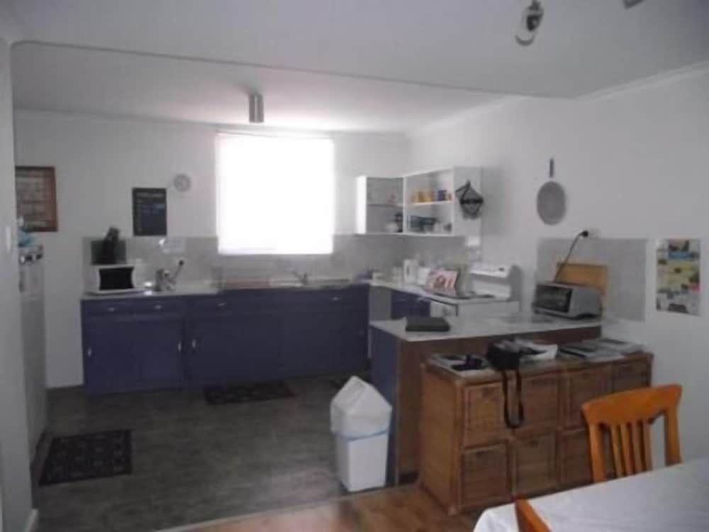Aly's Cottage3