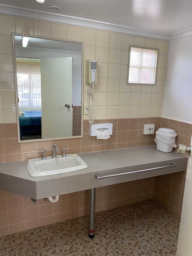 2 plus Share Room