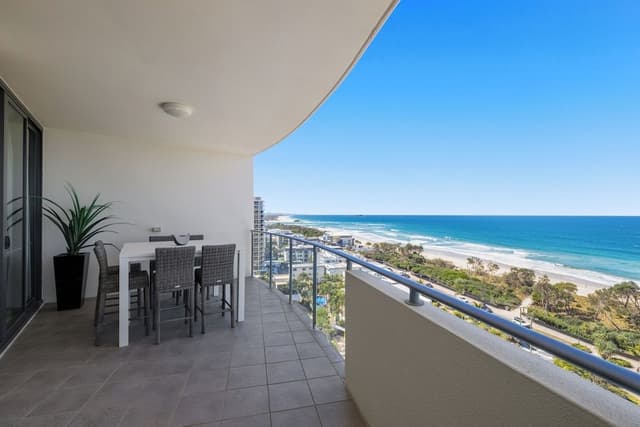 3 Bedroom Penthouse Ocean Views