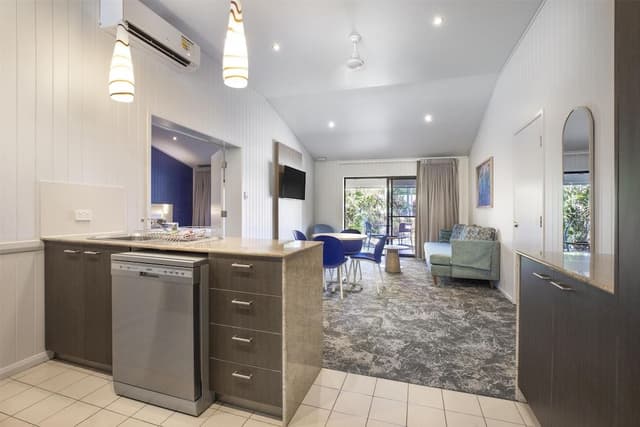 One Bedroom Apartment