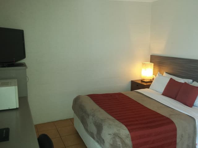 Deluxe Single Room, 1 Queen Bed