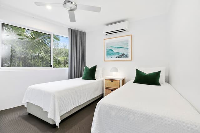 3 Bedrooms Panoramic Ocean View Top Level XL