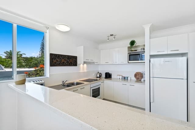 3 Bedrooms Panoramic Ocean View Top Level XL