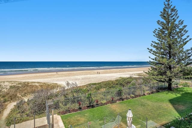 Three Bedroom Beachfront Premium Apartment
