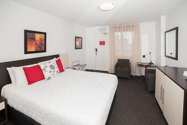 Family Apartment, 2 Bedrooms, Non Smoking, Kitchen (Family Apartment 5 Night)