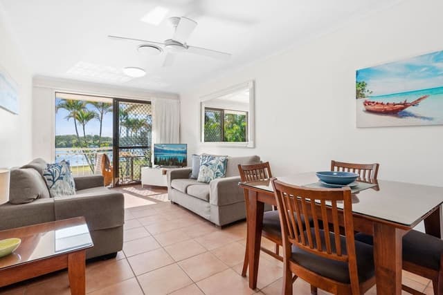 2 Bedrooms Riverview