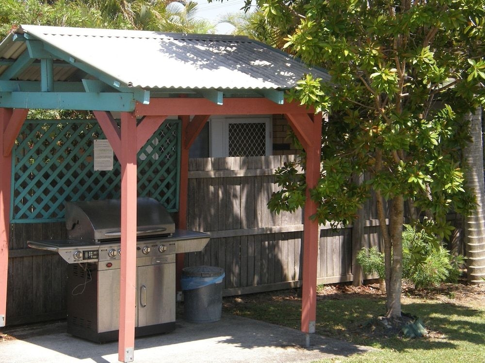 Dolphin Sands Holiday Cabins4