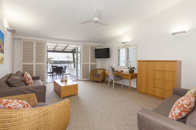 Family Apartment, 2 Bedrooms, 2 Bathrooms, Lagoon View