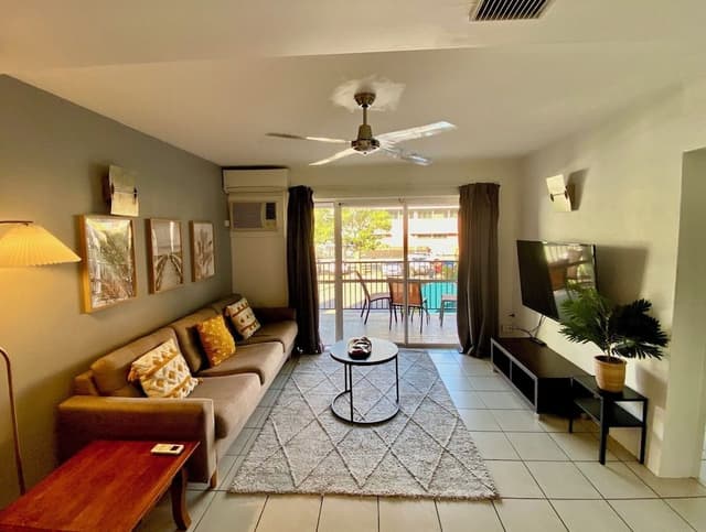 Deluxe Apartment
