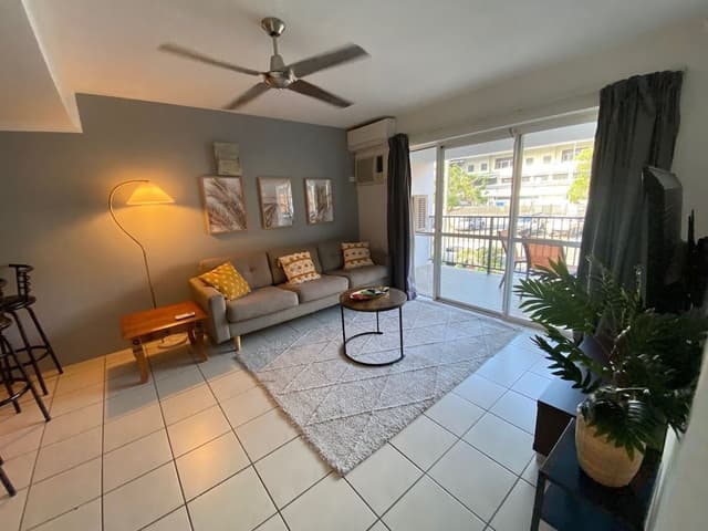 Deluxe Apartment