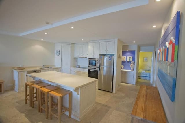 Three Bedroom Two Bathroom Ground Floor Apartment with River View