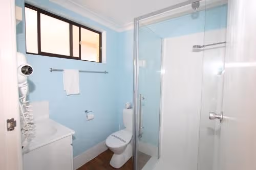Queen Room - Pet Friendly