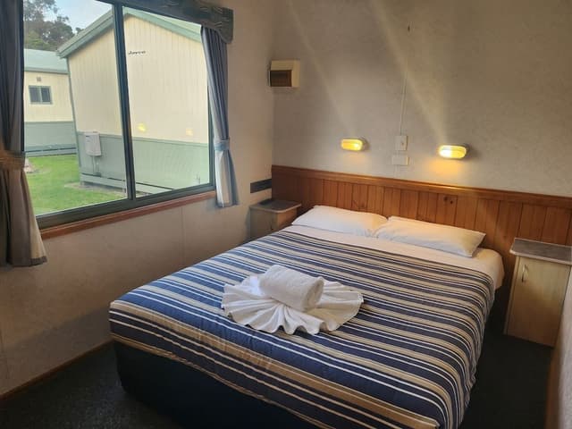 Snug Cove Villa 4 Berth - No Pets Allowed