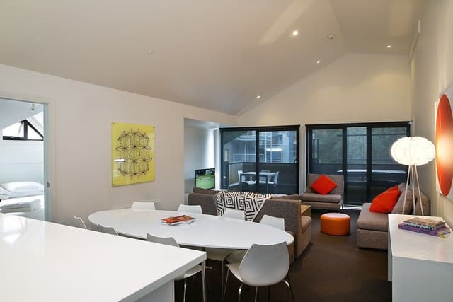 2.5 Bedroom Apartment with Balcony Spa