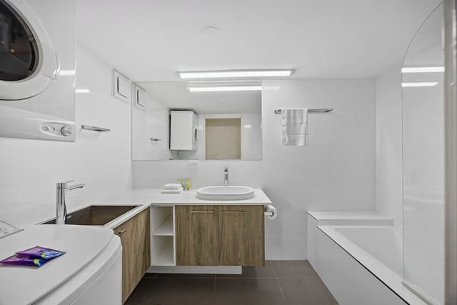 Beachside Apartment