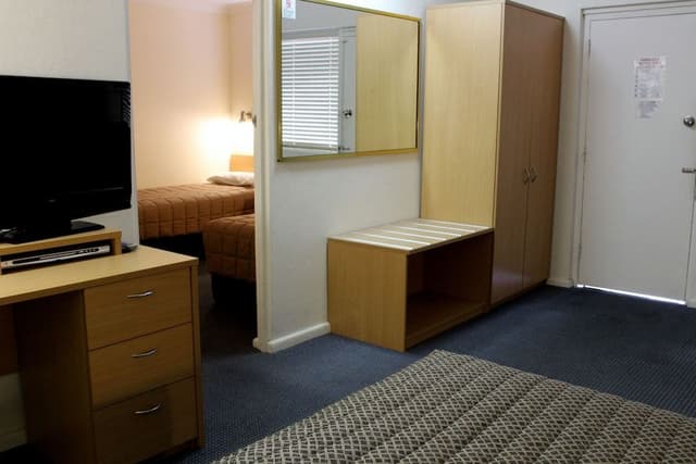 Family Suite, 2 Bedrooms, Courtyard View