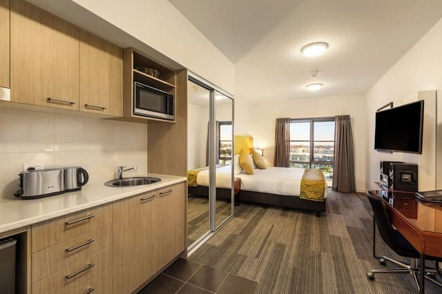 Studio Apartment