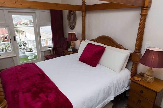 The Cavell Room