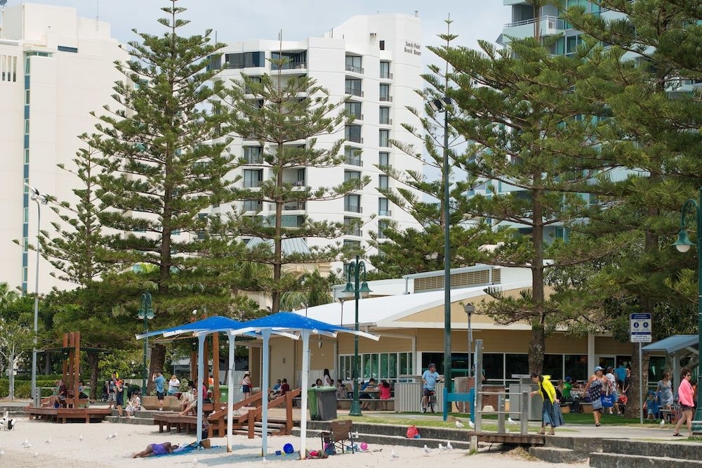 Sandy Point Beach Resort0