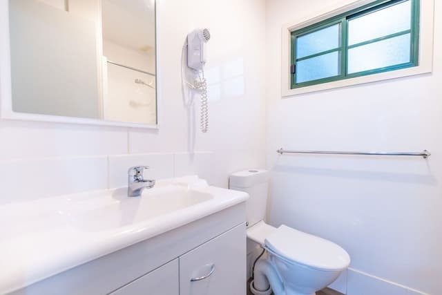 Miners Cottage 6bth
