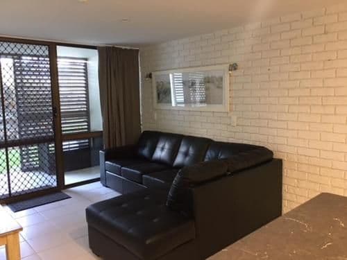 Apartment with Garden View