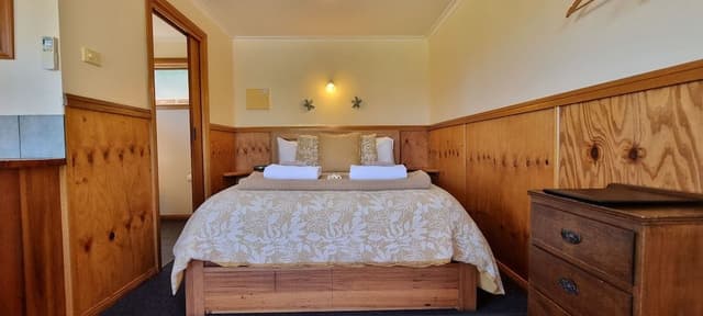 Bay Reef Cottage
