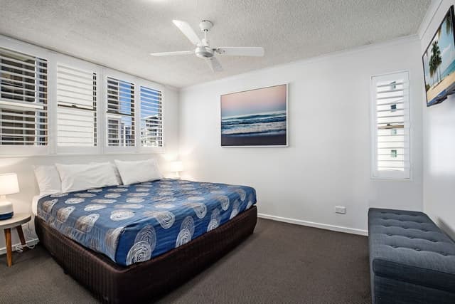 Superior 3 Bedroom Beachfront Apartment